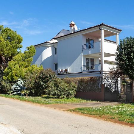 Holiday Apartment Suzana Rovinj Exterior photo